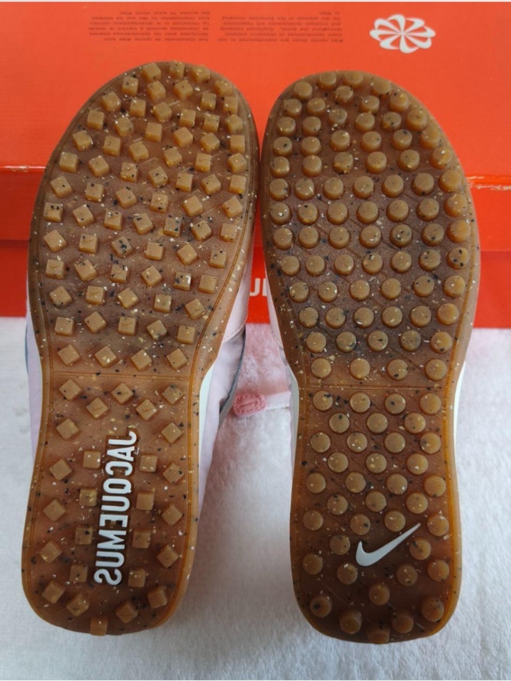 Jacquemus x Nike Moonshoe - Picture 5 of 6
